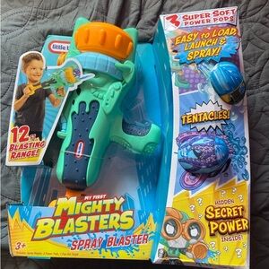 Little Tikes My First Mighty Blasters Water Gun  With 3 Soft Power Pods New